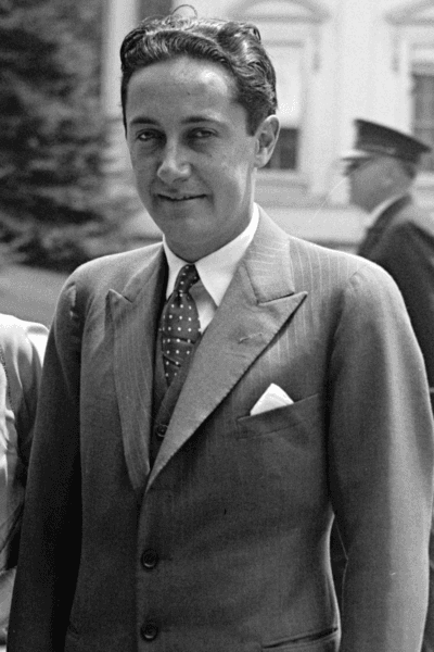 Irving Thalberg in 1929. (Public Domain)