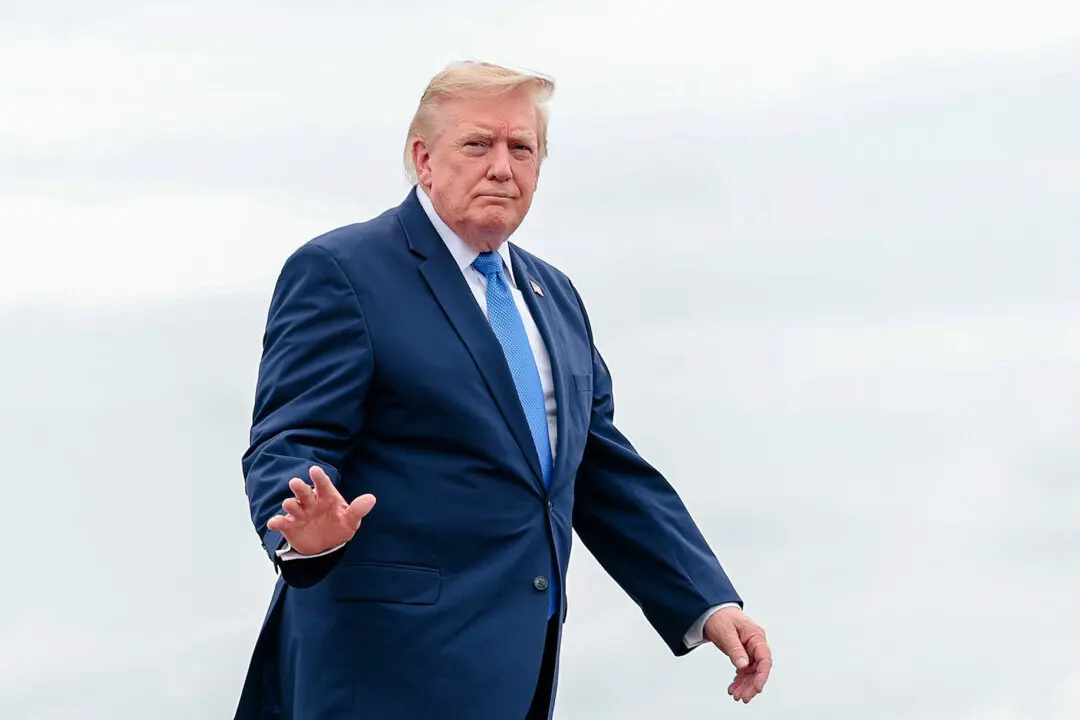 Trump Says Iran Talks to Begin on Monday