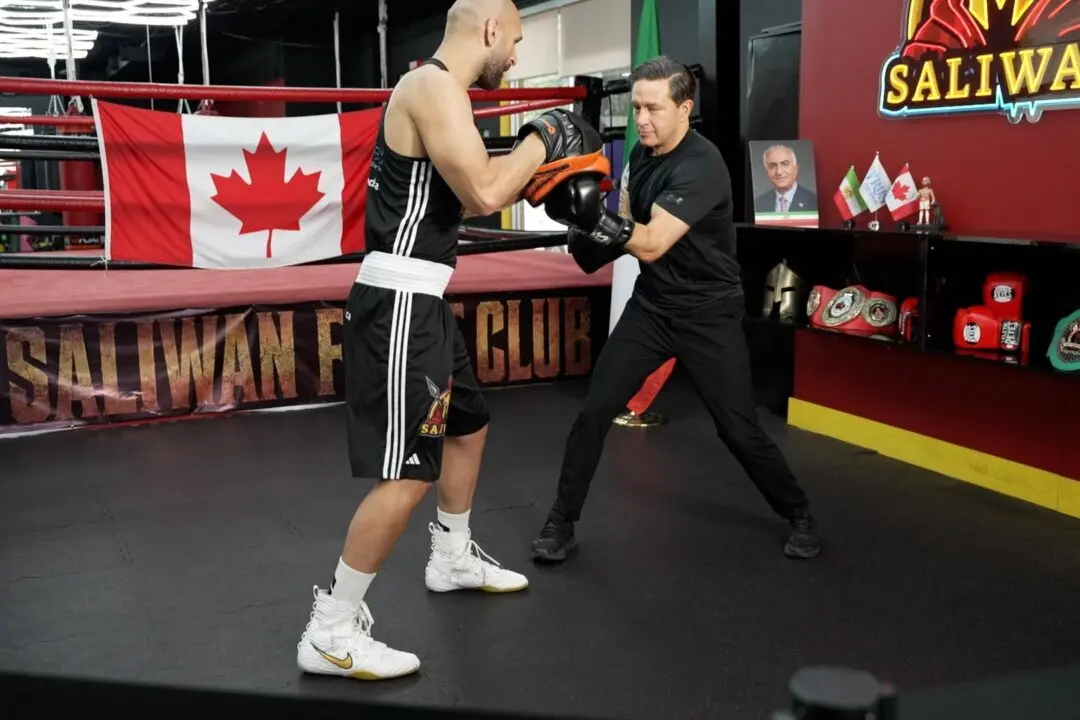 Poilievre Boxes at Gym Hit by Gunfire, Calls for Removal of IRGC-Backed Groups From Canada