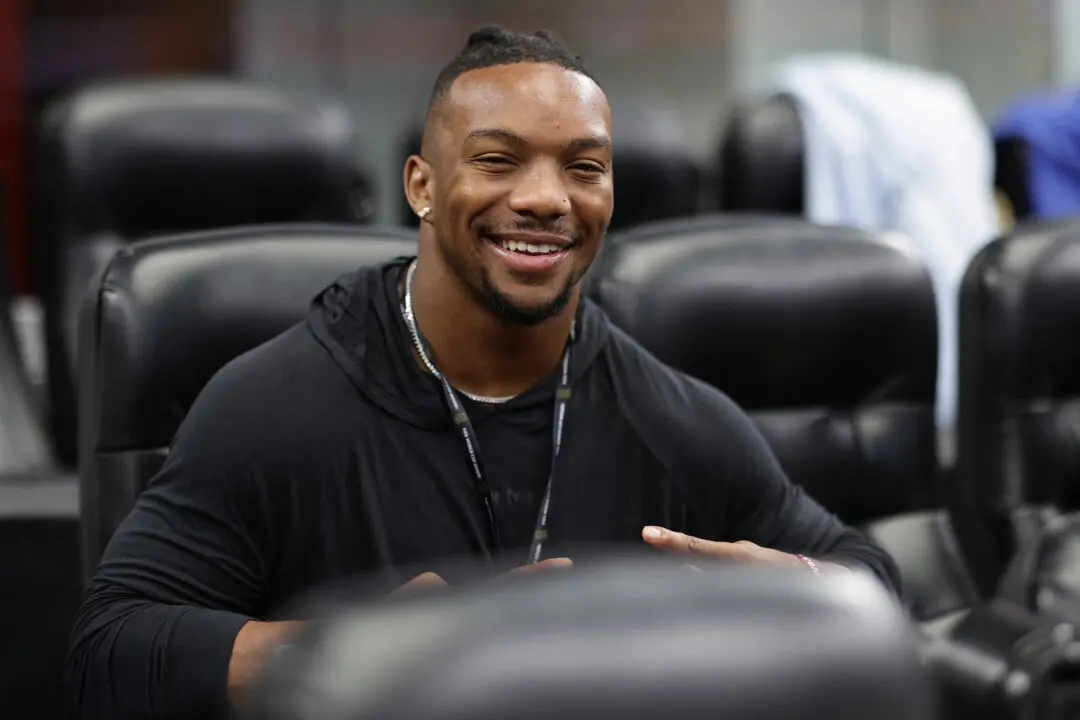 Bijan Robinson Signs Record-Breaking Extension With Falcons