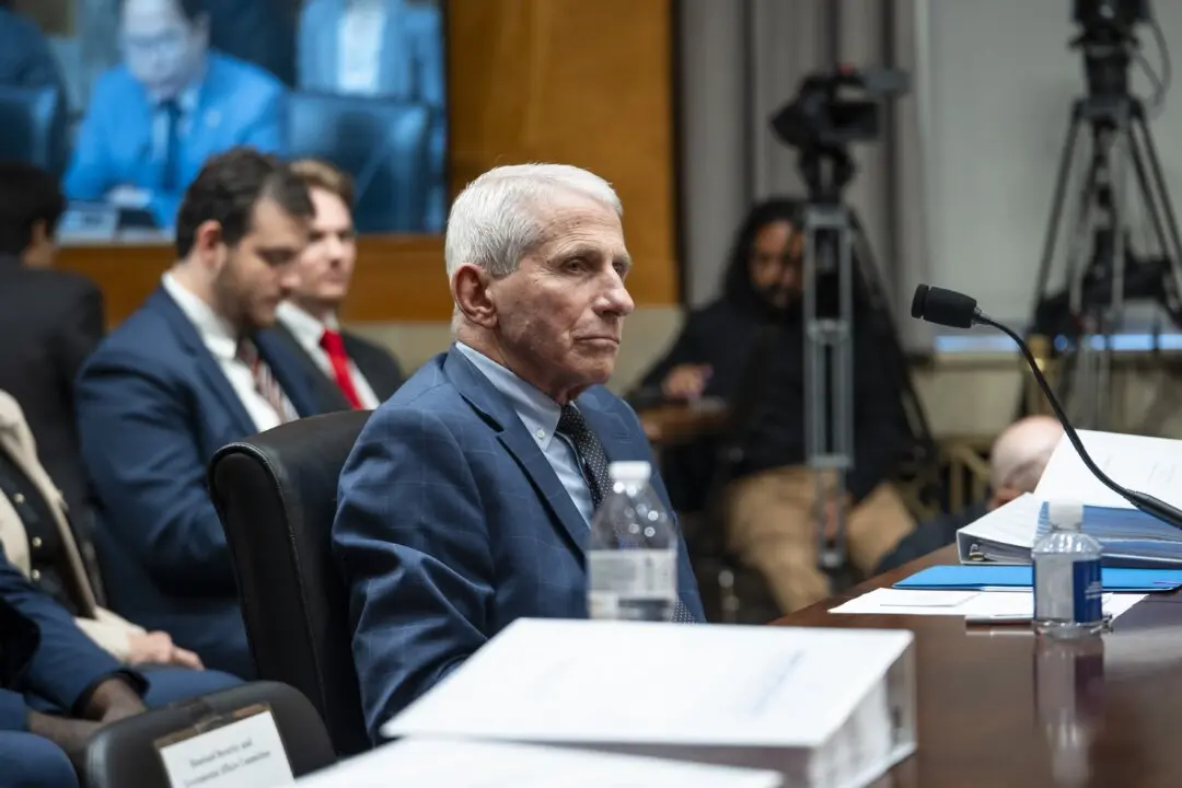 Senate Obtains Phone Fauci Used While in Government