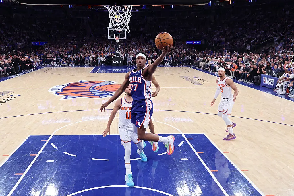 VJ Edgecombe #77 of the Philadelphia 76ers shoots a lay-up against the New York Knicks during the second half in Game One of the Second Round of the NBA Eastern Conference Playoffs at Madison Square Garden in New York City on May 4, 2026. (Al Bello/Getty Images)