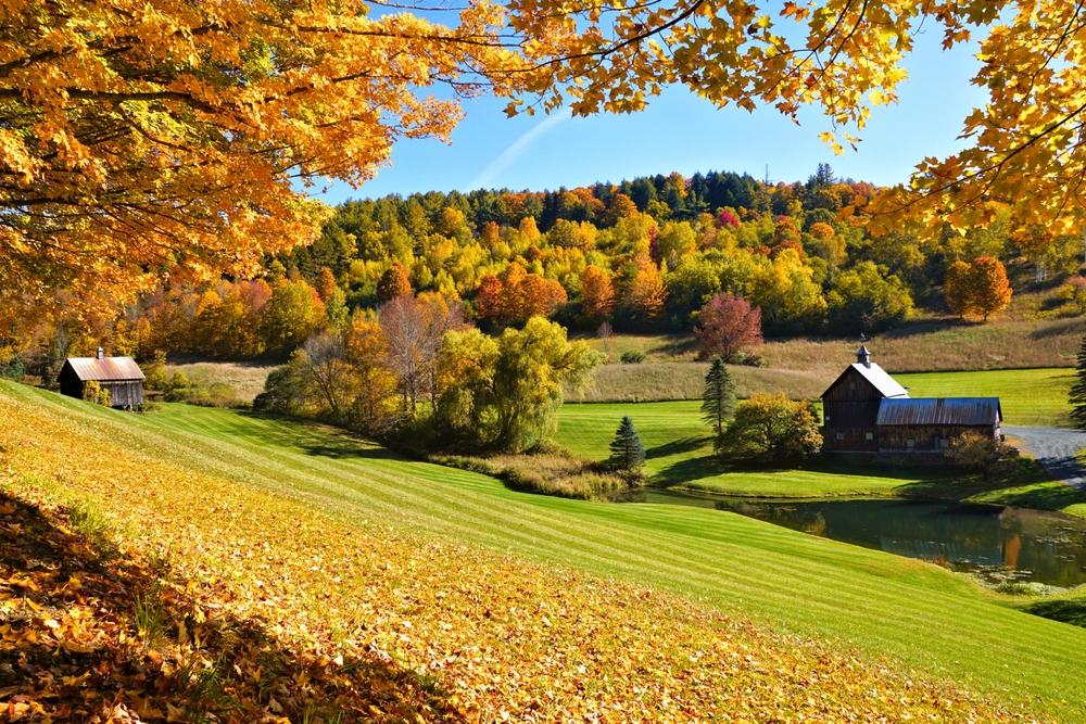 Rural Vermont might take getting used to for citified Californians. (JeniFoto/Shutterstock)