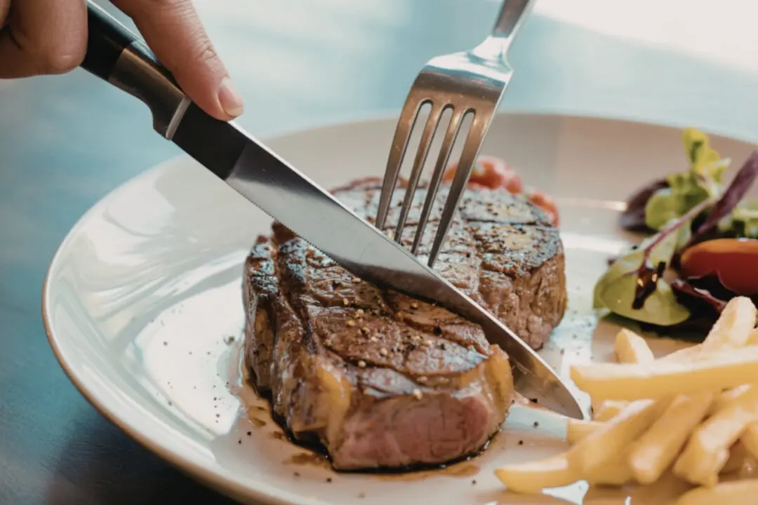 The Risks of Eating Meat Differ Between Individual and Population Levels