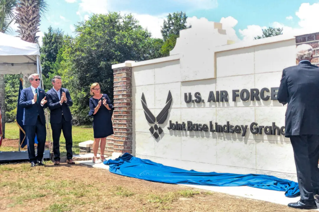 Secretary Hegseth Meets Service Members at Joint Base Lindsey Graham