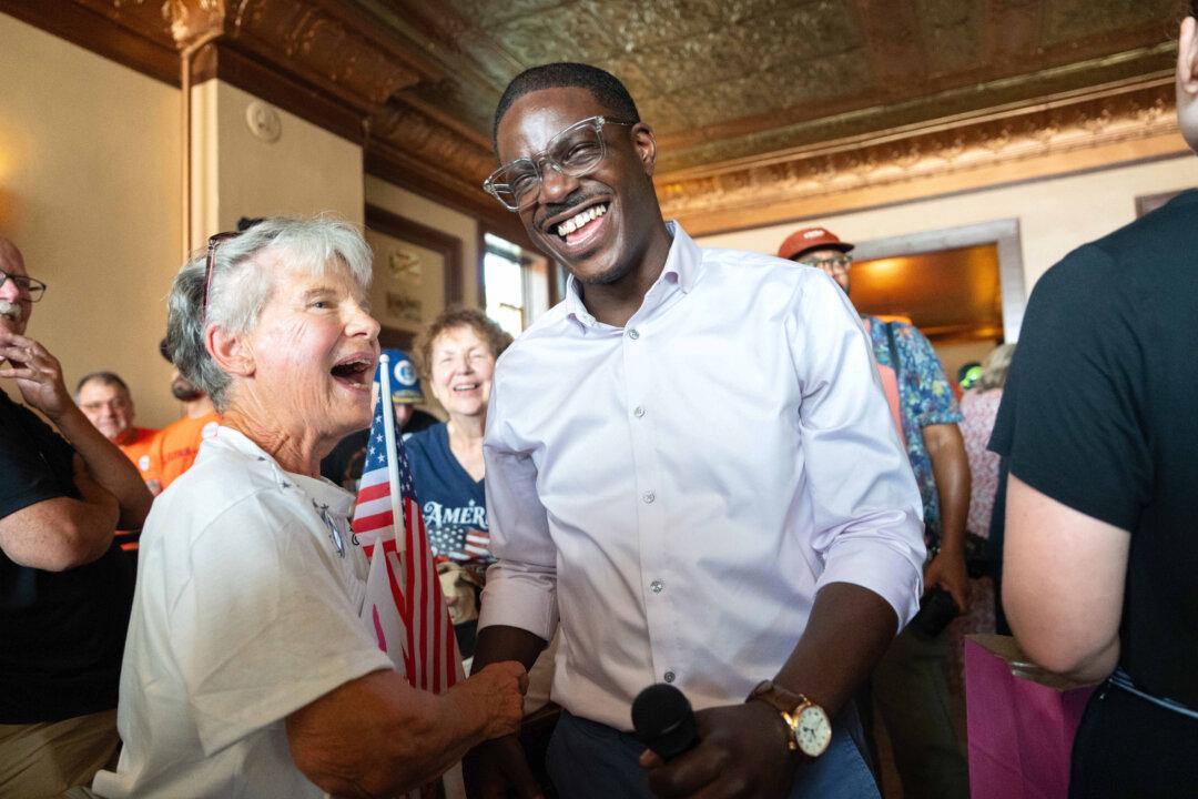 Wisconsin Primary: Crowley Defeats Democratic Socialist Hong; US Annual Inflation Rate Stabilizes in July