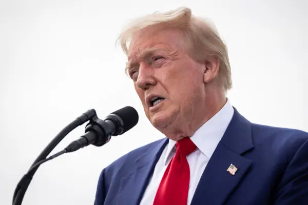 Trump Announces Plan to Expand U.S. Navy Shipbuilding; Hegseth Rejects Reports of Poor Conditions on USS Lincoln | NTD Good Morning (Aug 14)