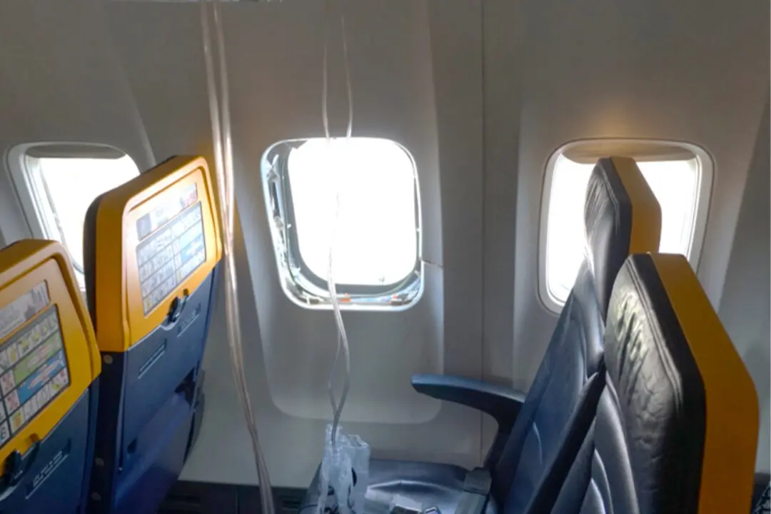 Broken Engine Parts Shattered the Ryanair Plane Window That a Man’s Head Got Sucked Into: NTSB