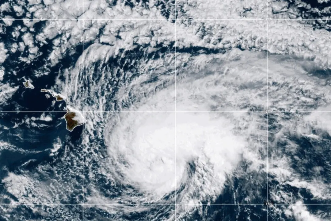 Hawaii’s Big Island Under Rare Hurricane Landfall Threat as Tropical Storm Lala Strengthens