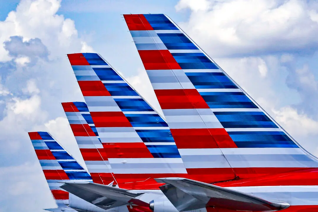 2 Planes With Same Flight Number Avoid Possible Disaster Thanks to Quick-Thinking Controller