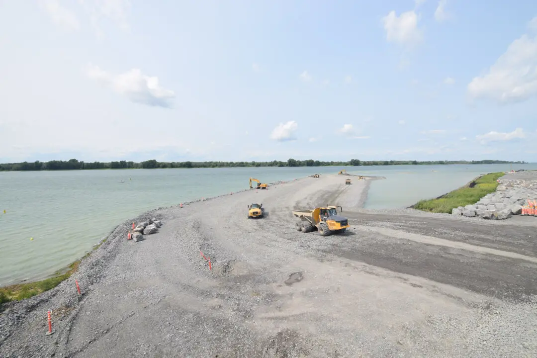 Construction on Montreal Port Expansion Underway as ‘Nation-Building’ Effort Ramps Up