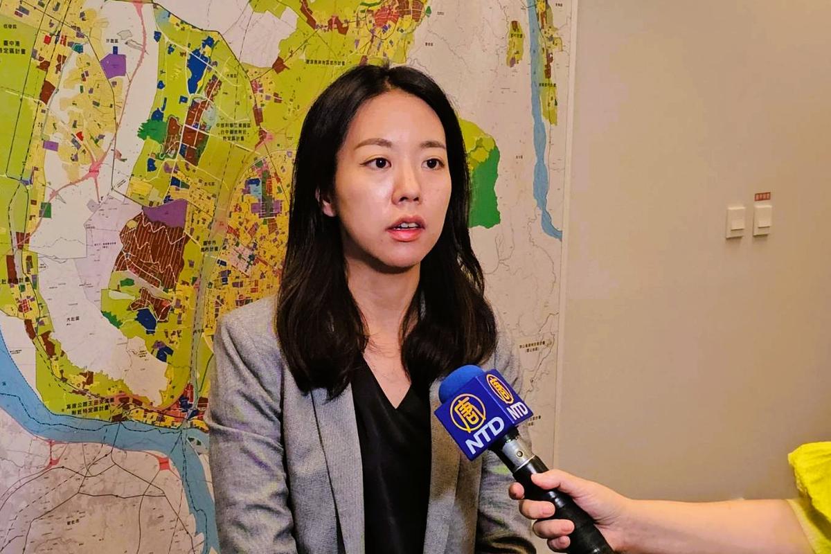 Taichung city councilor Wu Pei-yun. (Huang Yu-yan/The Epoch Times)