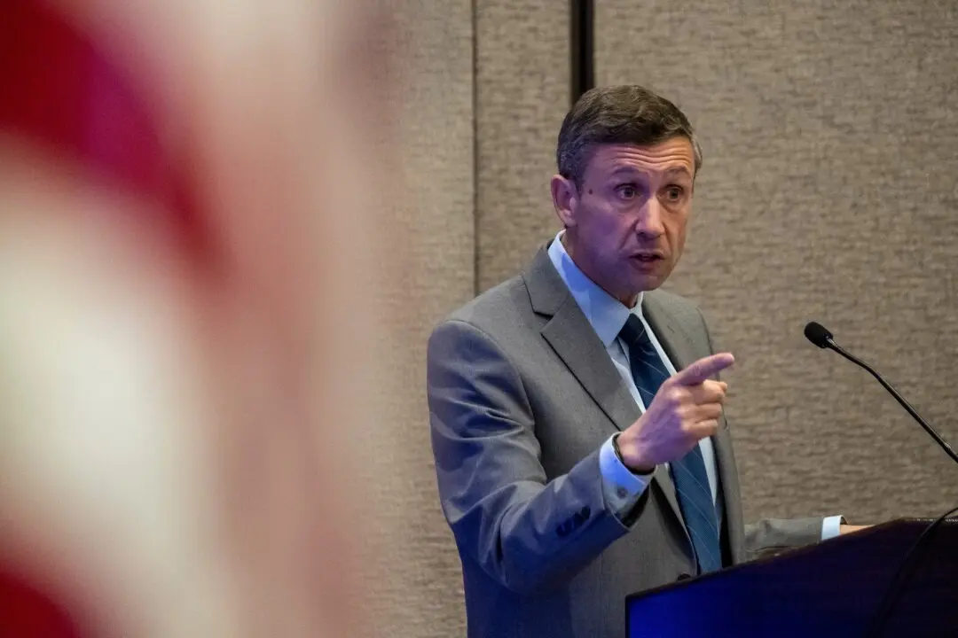 Democrats Put Their ‘Big Tent’ Claim to the Test at DNC’s Summer Meeting