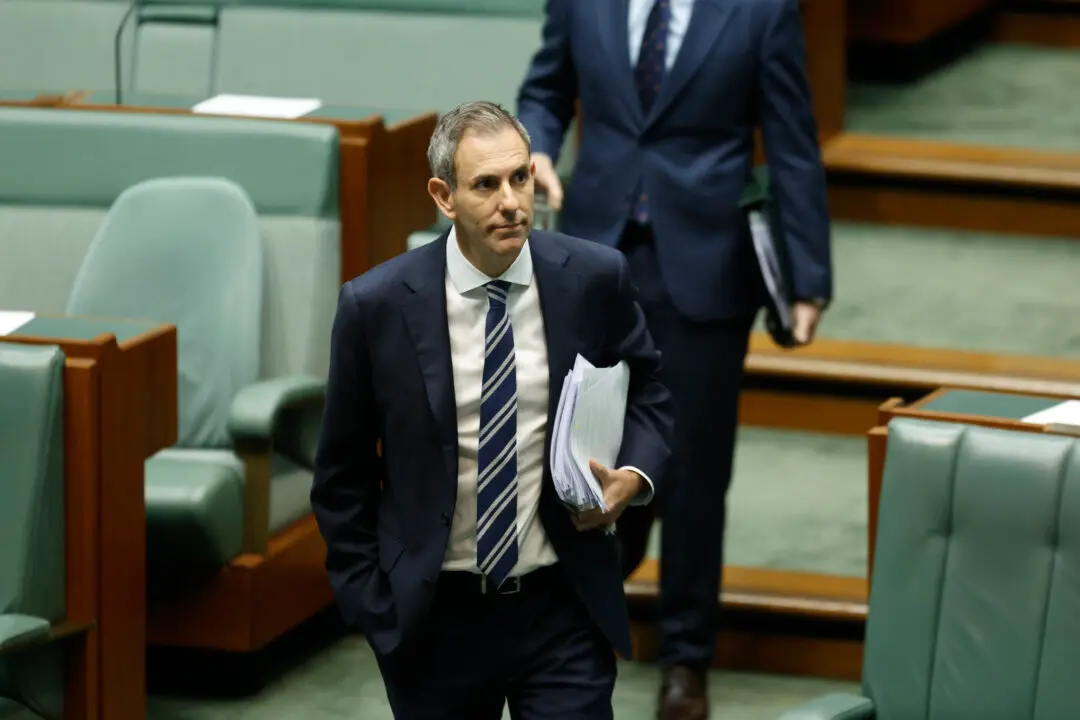 Chalmers Rejects One Nation Push for Super Access During Hardship