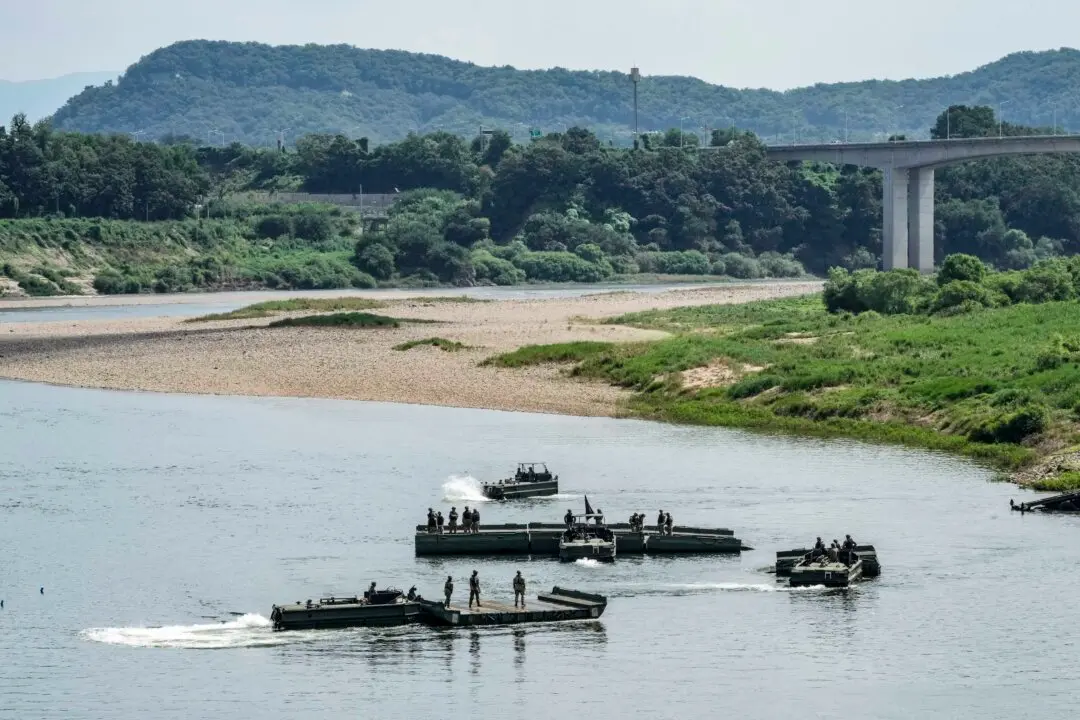 US, South Korea Trim Military Exercises After Trump Orders Scale-Back