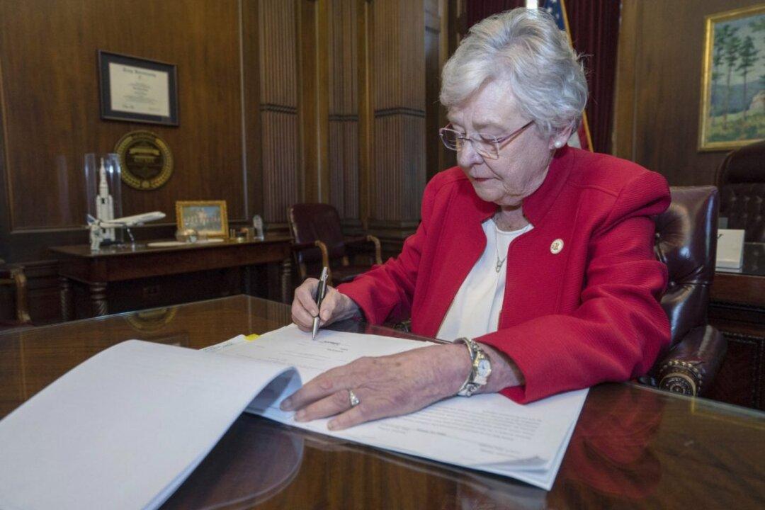 Alabama Gov. Kay Ivey Apologizes for Wearing Blackface 52 Years Ago