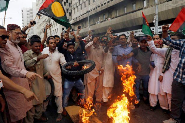 Former Pakistani President Zardari Arrested on Corruption Charges