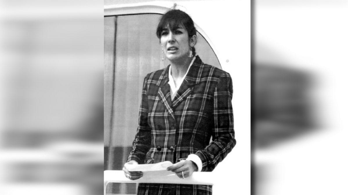 Ghislaine Maxwell, daughter of late British publisher Robert Maxwell, reads a statement in Spanish in which she expressed her family's gratitude to the Spanish authorities, aboard the "Lady Ghislaine" in Santa Cruz de Tenerife, Spain, on Nov. 7, 1991. (Dominique Mollard/AP Photo)