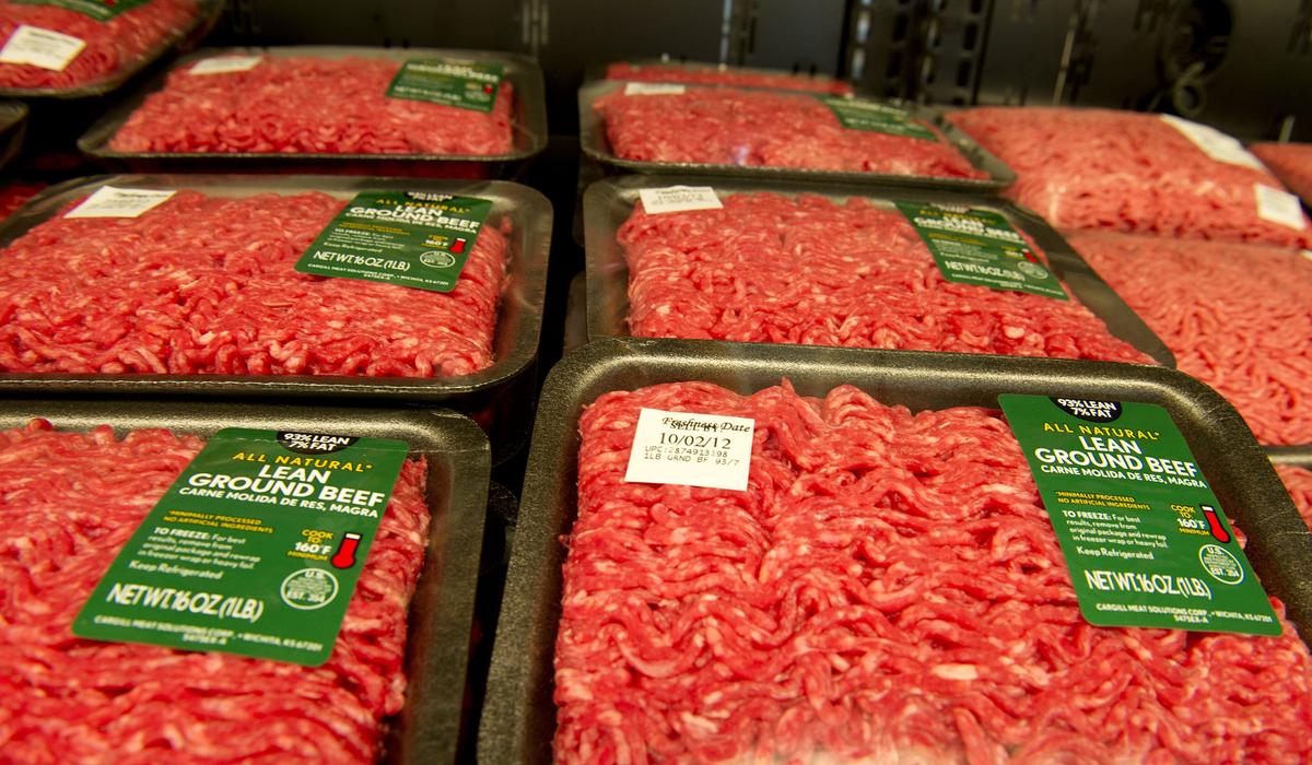 A file photo of lean ground beef for sale in a Walmart in California. (Robyn Beck/AFP/GettyImages)