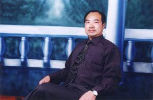 Renowned freelance writer Mr. Yang Tianshui from Nanjing City, China. (The Epoch Times)
