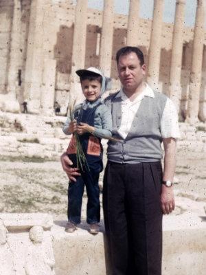 https://www.theepochtimes.com/assets/uploads/2014/03/Omar-and-Nasser-in-Palmyra-Syria-in-1961.-Nasser-Rabbat2.jpg