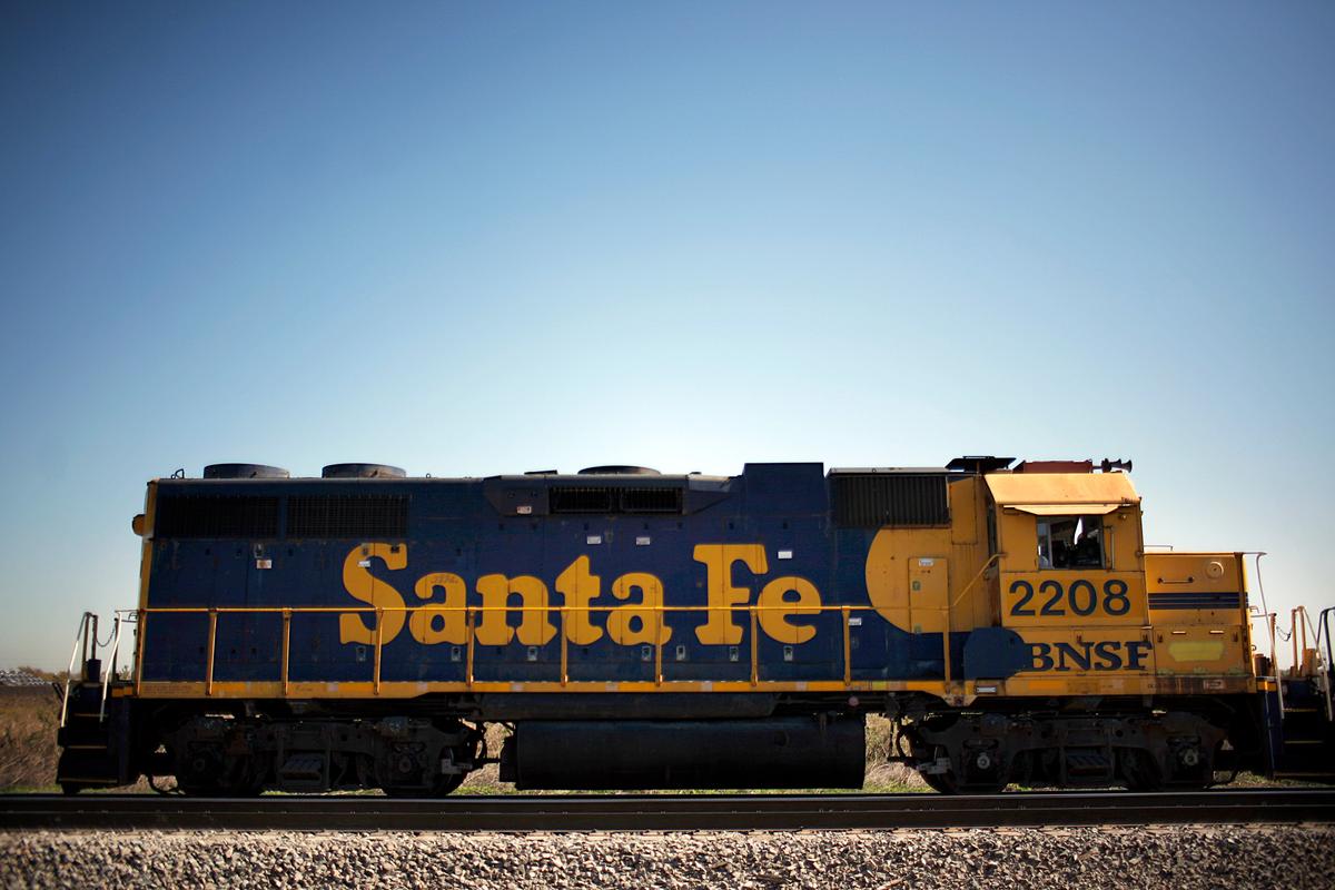 A locomotive sits idle near the Burlington Northern Santa Fe (BNSF) Railway Intermodal Facility on Nov. 3, 2009, in Haslet, Texas. The BNSF purchase was one of the biggest acquisitions of Warren Buffett’s Berkshire Hathaway. (Tom Pennington/Getty Images)