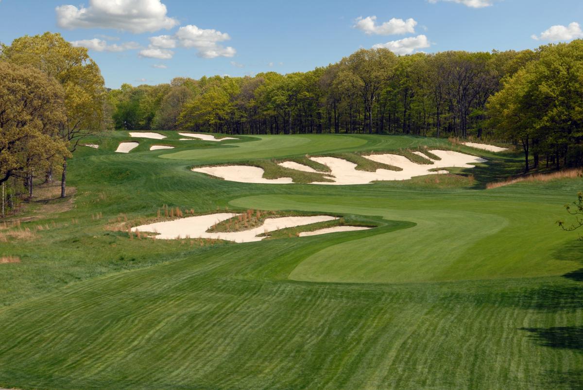 One of golf’s grand holes, the “chain reaction” par-5 4th at Bethpage State Park’s Black Course, site of the 2019 PGA Championship and the 2024 Ryder Cup Matches.  (New York State Dept of Parks)