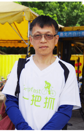 Mr. Jian, who cycles and swims regularly as a hobby.(Zhang Yu-Hua)