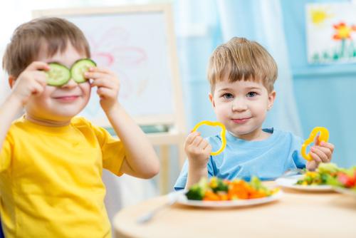 Most vegetables are low in carbs. (<a href="http://www.shutterstock.com/pic-242478283/stock-photo-kids-eating-healthy-food-in-kindergarten-or-at-home.html?src=CKLqaR7rEIilGf6ZsFHYYg-1-4" target="_blank">Shutterstock</a>)