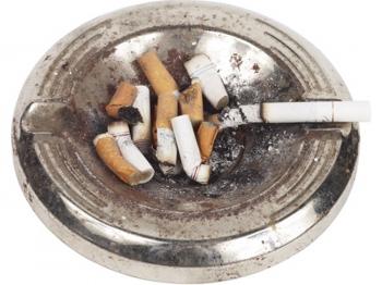 <a href="https://www.theepochtimes.com/assets/uploads/2015/07/89701218_medium.jpg"><img class="size-medium wp-image-124448" title="Smoking ban: CDC said on Thursday that half the states in the U.S. have comprehensive smoke-free laws and that at the current rate, those laws could cover the entire country by 2020. (Photos.com)" src="https://www.theepochtimes.com/assets/uploads/2015/07/89701218_medium.jpg" alt="" width="350" height="262"/></a>