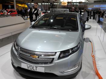 <a href="https://www.theepochtimes.com/assets/uploads/2015/07/Chevrolet_Volt_electric_car_medium.jpg"><img src="https://www.theepochtimes.com/assets/uploads/2015/07/Chevrolet_Volt_electric_car_medium.jpg" alt="(Eric Piermont/AFP/Getty Images)" title="(Eric Piermont/AFP/Getty Images)" width="300" class="size-medium wp-image-65421"/></a>