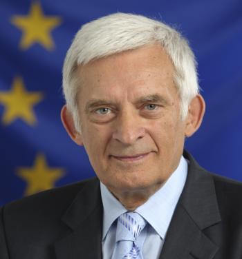 <a href="https://www.theepochtimes.com/assets/uploads/2015/07/Jerzy_Buzek_EPsite_medium.jpg"><img src="https://www.theepochtimes.com/assets/uploads/2015/07/Jerzy_Buzek_EPsite_medium.jpg" alt="Jerzy Buzek, President of the European Parliament. (www.EP-President.EU)" title="Jerzy Buzek, President of the European Parliament. (www.EP-President.EU)" width="320" class="size-medium wp-image-100658"/></a>