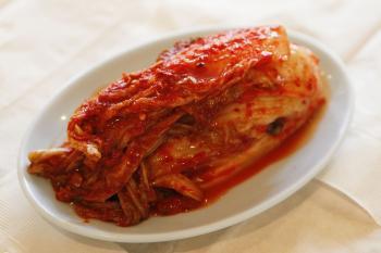 <a href="https://www.theepochtimes.com/assets/uploads/2015/07/Kimchee85154_medium.jpg"><img class="size-medium wp-image-122853" title="KIMCHEE: Seoul Gomtang specializes in beef bone soup and is also known for exceptional kimchee; this one is really tasty.  (Rachel Tso/The Epoch Times)" src="https://www.theepochtimes.com/assets/uploads/2015/07/Kimchee85154_medium.jpg" alt="KIMCHEE: Seoul Gomtang specializes in beef bone soup and is also known for exceptional kimchee; this one is really tasty.  (Rachel Tso/The Epoch Times)" width="320"/></a>