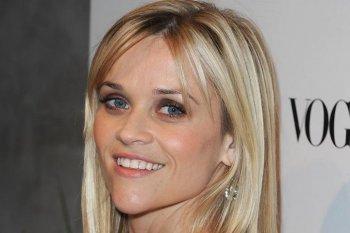 <a href="https://www.theepochtimes.com/assets/uploads/2015/07/ReeseWitherspoon97386110_medium.jpg"><img src="https://www.theepochtimes.com/assets/uploads/2015/07/ReeseWitherspoon97386110_medium.jpg" alt="Reese Witherspoon  (Jason Merritt/Getty Images)" title="Reese Witherspoon  (Jason Merritt/Getty Images)" width="300" class="size-medium wp-image-65360"/></a>