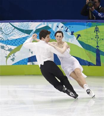 <a href="https://www.theepochtimes.com/assets/uploads/2015/07/ScottTessa_medium.jpg"><img src="https://www.theepochtimes.com/assets/uploads/2015/07/ScottTessa_medium.jpg" alt="YOUNG STARS: Tessa Virtue and Scott Moir became the youngest pair to receive gold medal in ice dance. (Matthew Little/The Epoch Times)" title="YOUNG STARS: Tessa Virtue and Scott Moir became the youngest pair to receive gold medal in ice dance. (Matthew Little/The Epoch Times)" width="320" class="size-medium wp-image-100610"/></a>