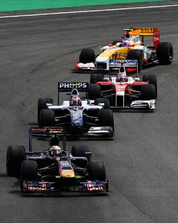 <a href="https://www.theepochtimes.com/assets/uploads/2015/07/boomie91981486_medium.jpg"><img src="https://www.theepochtimes.com/assets/uploads/2015/07/boomie91981486_medium.jpg" alt="Sebastien Buemi Scuderia Toro Rosso leads a pack of cars during the Brazilian Formula One Grand Prix at Interlagos. (Vladimir Rys/Bongarts/Getty Images)" title="Sebastien Buemi Scuderia Toro Rosso leads a pack of cars during the Brazilian Formula One Grand Prix at Interlagos. (Vladimir Rys/Bongarts/Getty Images)" width="320" class="size-medium wp-image-93990"/></a>