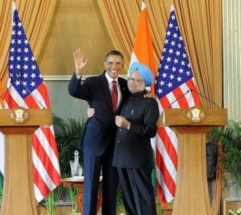 <a href="https://www.theepochtimes.com/assets/uploads/2015/07/obama-singh-106628155_medium.jpg"><img src="https://www.theepochtimes.com/assets/uploads/2015/07/obama-singh-106628155_medium.jpg" alt="Obama on trip to India: President Barack Obama (L) and Indian Prime Minister Manmohan Singh (R) pose after a joint press conference at Hyderabad House in New Delhi on Nov. 8. India laid on the splendor of a state visit for Obama, with the U.S. president due to sketch his vision for a friendship that is quickly deepening, despite some prickly differences.  (Prakash Singh/AFP/Getty Images)" title="Obama on trip to India: President Barack Obama (L) and Indian Prime Minister Manmohan Singh (R) pose after a joint press conference at Hyderabad House in New Delhi on Nov. 8. India laid on the splendor of a state visit for Obama, with the U.S. president due to sketch his vision for a friendship that is quickly deepening, despite some prickly differences.  (Prakash Singh/AFP/Getty Images)" width="320" class="size-medium wp-image-115390"/></a>