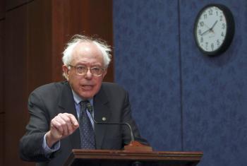 <a href="https://www.theepochtimes.com/assets/uploads/2015/07/sanders94513555_medium.jpg"><img src="https://www.theepochtimes.com/assets/uploads/2015/07/sanders94513555_medium.jpg" alt="Sen. Bernie Sanders (I-VT). The senator withdrew his 767-page amendment after Sen. Coburn ordered Senate clerks to read it in its entirety. (Win McNamee/Getty Images)" title="Sen. Bernie Sanders (I-VT). The senator withdrew his 767-page amendment after Sen. Coburn ordered Senate clerks to read it in its entirety. (Win McNamee/Getty Images)" width="320" class="size-medium wp-image-96735"/></a>