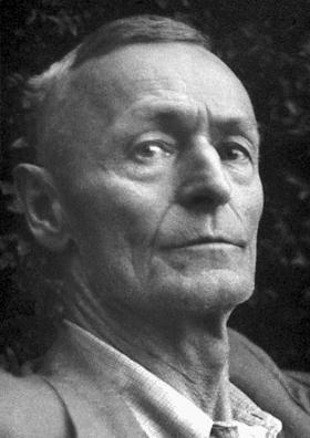 Hermann Hesse in 1946. (Public Domain)