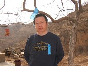 Gao Zhisheng on hunger strike at home in Northern Shaanxi on April 1, 2006. (Ma Wendu)