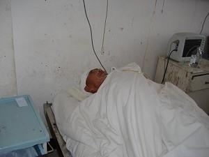 Hospitalized elderly villager. (Photo provided by villager)