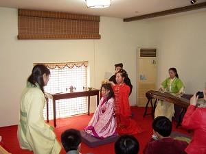 The "Ji ceremony," an ancient ceremony held when a girl turns fifteen, an age considered to become an adult. (The Epoch Times)