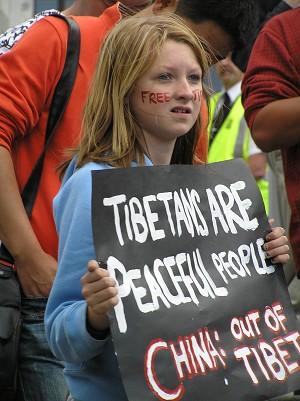 Young protester at a rally in Wellington for Tibet Wednesday 19 March, 2008. (Charlotte Cuthbertson/The Epoch Times)
