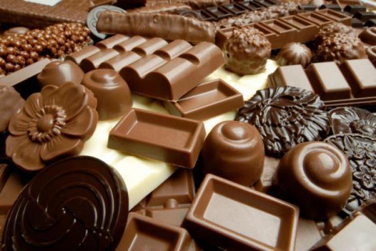 <a><img src="https://www.theepochtimes.com/assets/uploads/2015/09/100211163114-large.jpg" alt="SWEET STATISTIC: The consumption of chocolate is linked to less chance of having a stroke. (Emre Ogan/iStockphoto)" title="SWEET STATISTIC: The consumption of chocolate is linked to less chance of having a stroke. (Emre Ogan/iStockphoto)" width="320" class="size-medium wp-image-1823108"/></a>