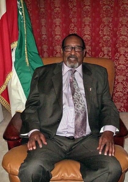 <a><img class="size-medium wp-image-1793259" title="Ahmed Mohamud Silaanyo, the new Presiden" src="https://www.theepochtimes.com/assets/uploads/2015/09/102569199.jpg" alt="" width="210"/></a>