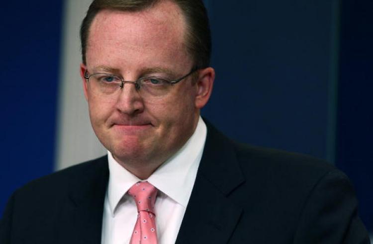 <a><img src="https://www.theepochtimes.com/assets/uploads/2015/09/102892603.jpg" alt="White House Press Secretary Robert Gibbs pauses during his daily press briefing at the White House on July 14, in Washington, DC. Mr. Gibbs spoke about BPs efforts to cap the oil spill in the Gulf of Mexico.  (Mark Wilson/Getty Images)" title="White House Press Secretary Robert Gibbs pauses during his daily press briefing at the White House on July 14, in Washington, DC. Mr. Gibbs spoke about BPs efforts to cap the oil spill in the Gulf of Mexico.  (Mark Wilson/Getty Images)" width="320" class="size-medium wp-image-1817406"/></a>