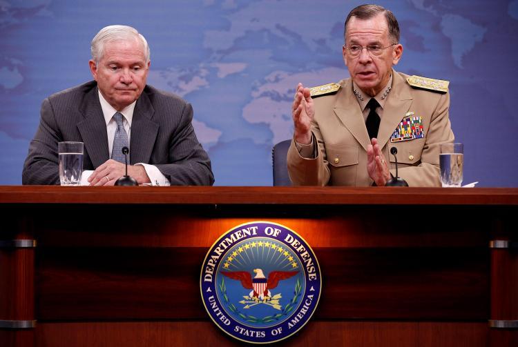 <a><img src="https://www.theepochtimes.com/assets/uploads/2015/09/103158383.jpg" alt="U.S. Defense Secretary Robert Gates (L) and Chairman of the Joint Chiefs of Staff Navy Admiral Mike Mullen hold a news conference at the Pentagon July 29, in Arlington, Virginia. Gates announced that he has asked the FBI to help in the investigation investigation of the release of the 90,000 Afghan documents to the WikiLeaks website. (Chip Somodevilla/Getty Images)" title="U.S. Defense Secretary Robert Gates (L) and Chairman of the Joint Chiefs of Staff Navy Admiral Mike Mullen hold a news conference at the Pentagon July 29, in Arlington, Virginia. Gates announced that he has asked the FBI to help in the investigation investigation of the release of the 90,000 Afghan documents to the WikiLeaks website. (Chip Somodevilla/Getty Images)" width="320" class="size-medium wp-image-1816279"/></a>