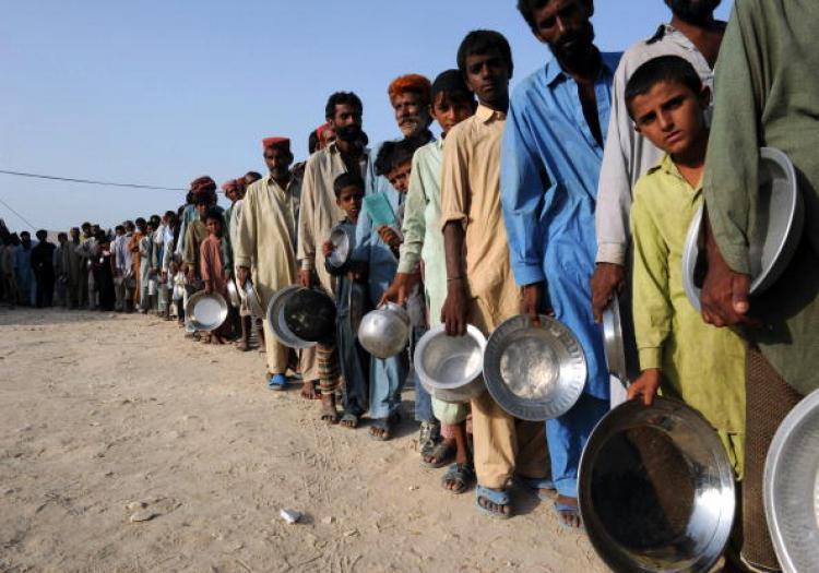 <a><img src="https://www.theepochtimes.com/assets/uploads/2015/09/103551130.jpg" alt="Pakistani flood-affected survivors stand in a queue to get relief food, at a makeshift camp, in Sukkur, on August 23. The near month-long floods have killed 1,500 people and affected up to 20 million nationwide.  (Asif Hassan/GEtty Images)" title="Pakistani flood-affected survivors stand in a queue to get relief food, at a makeshift camp, in Sukkur, on August 23. The near month-long floods have killed 1,500 people and affected up to 20 million nationwide.  (Asif Hassan/GEtty Images)" width="320" class="size-medium wp-image-1815779"/></a>