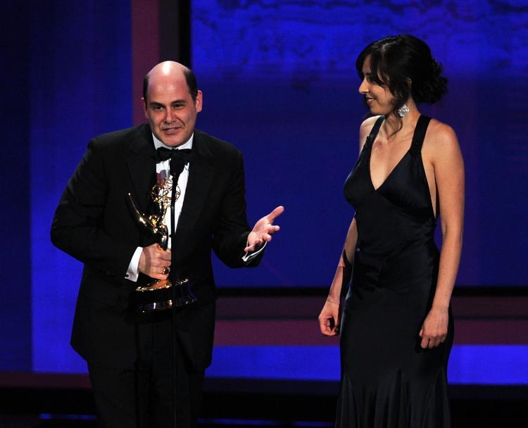 <a><img src="https://www.theepochtimes.com/assets/uploads/2015/09/103712789.jpg" alt="Writers Matthew Weiner (L) and Erin Levy accept the Outstanding Writing for a Drama Series award onstage at the 62nd Annual Primetime Emmy Awards on Aug. 29, 2010 in Los Angeles, California. (Kevin Winter/Getty Images)" title="Writers Matthew Weiner (L) and Erin Levy accept the Outstanding Writing for a Drama Series award onstage at the 62nd Annual Primetime Emmy Awards on Aug. 29, 2010 in Los Angeles, California. (Kevin Winter/Getty Images)" width="320" class="size-medium wp-image-1815383"/></a>