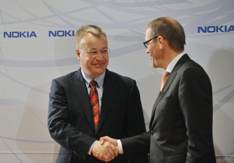<a><img src="https://www.theepochtimes.com/assets/uploads/2015/09/103961091.jpg" alt="Nokia's new Chief Executive, Stephen Elop (L) and Nokia's Chairman of the Board Jorma Ollila shake hands during a press conference on September 10, in Espoo, Finland. (Markku Ulander/Getty Images )" title="Nokia's new Chief Executive, Stephen Elop (L) and Nokia's Chairman of the Board Jorma Ollila shake hands during a press conference on September 10, in Espoo, Finland. (Markku Ulander/Getty Images )" width="320" class="size-medium wp-image-1814830"/></a>
